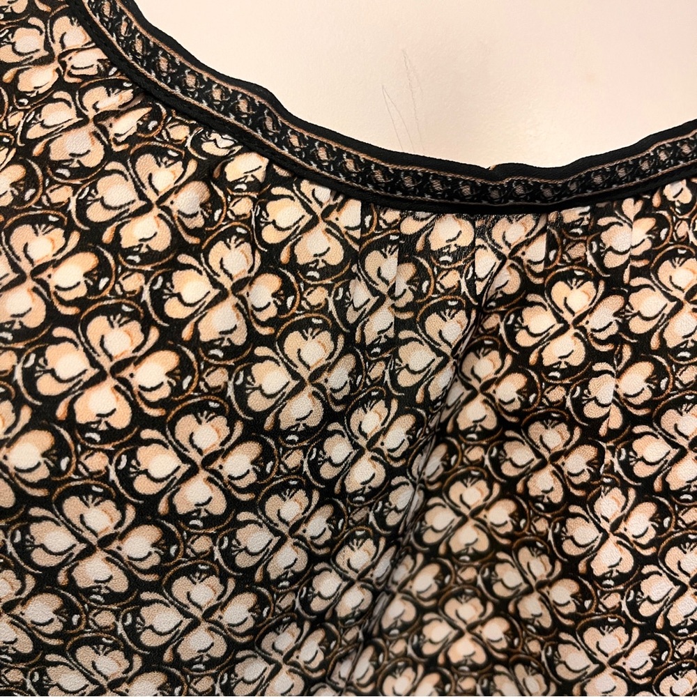 Max Studio Patterned Top - Picture 4 of 9